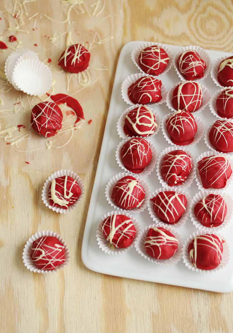 Top 38 Homemade Famous Desserts for Valentines Days. Yummy.