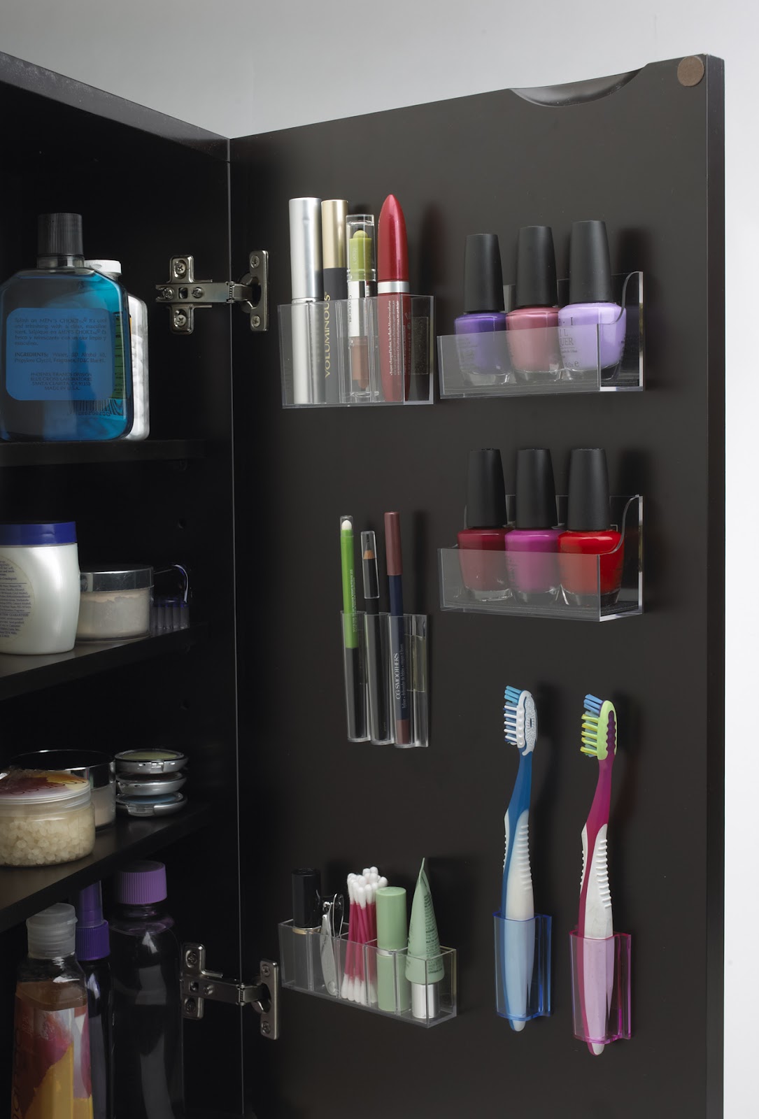 18 Savvy Bathroom Vanity Storage Ideas