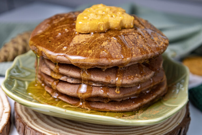 Easy Gingerbread Pancake Recipe