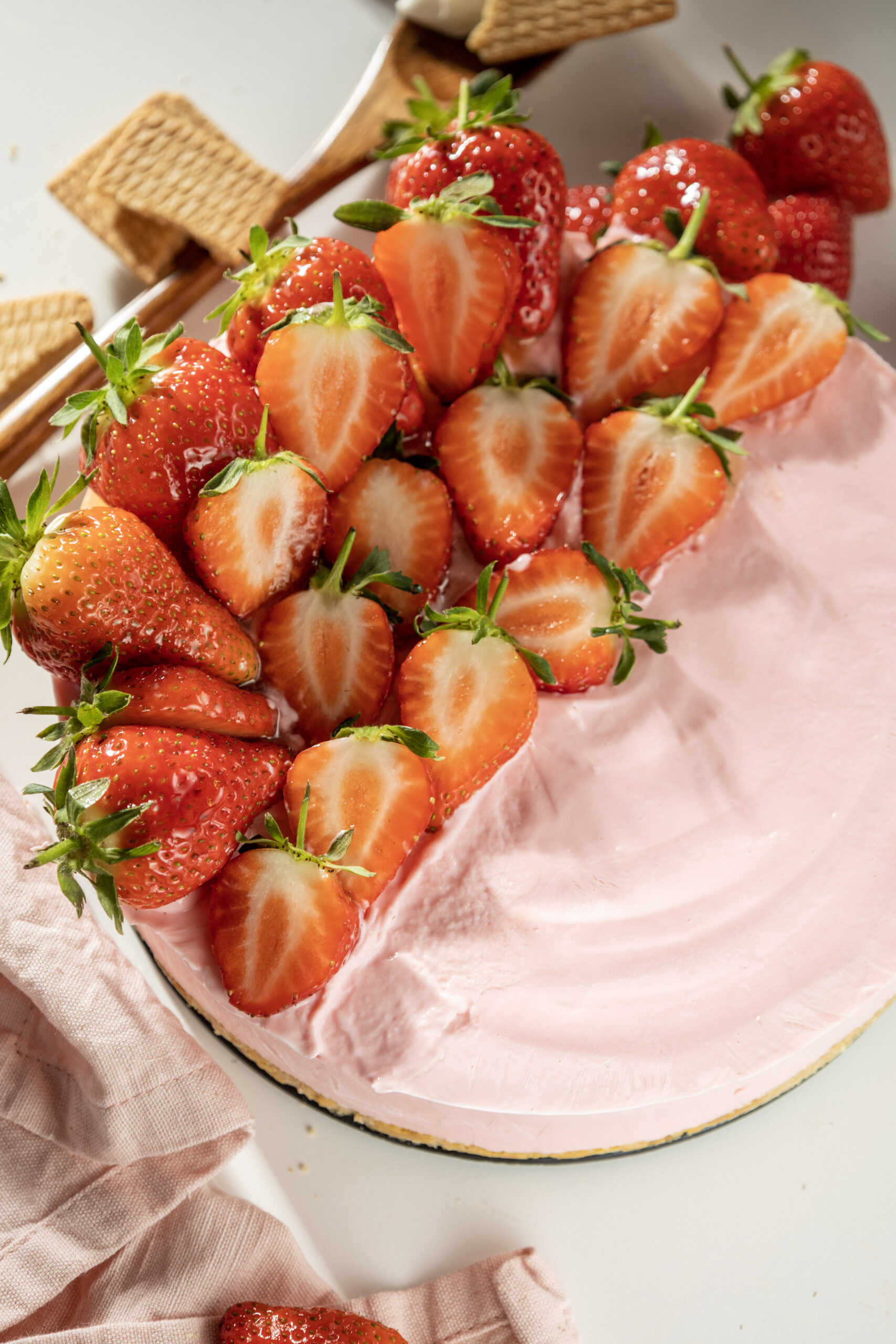 No Bake Strawberry Cheesecake